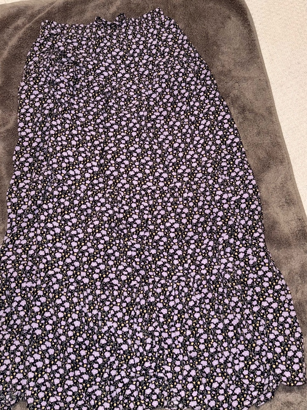 easel Black Maxi Skirt with Lavender Floral Print